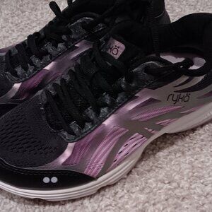 Ryka sneakers size 6 / Teens / Woman's